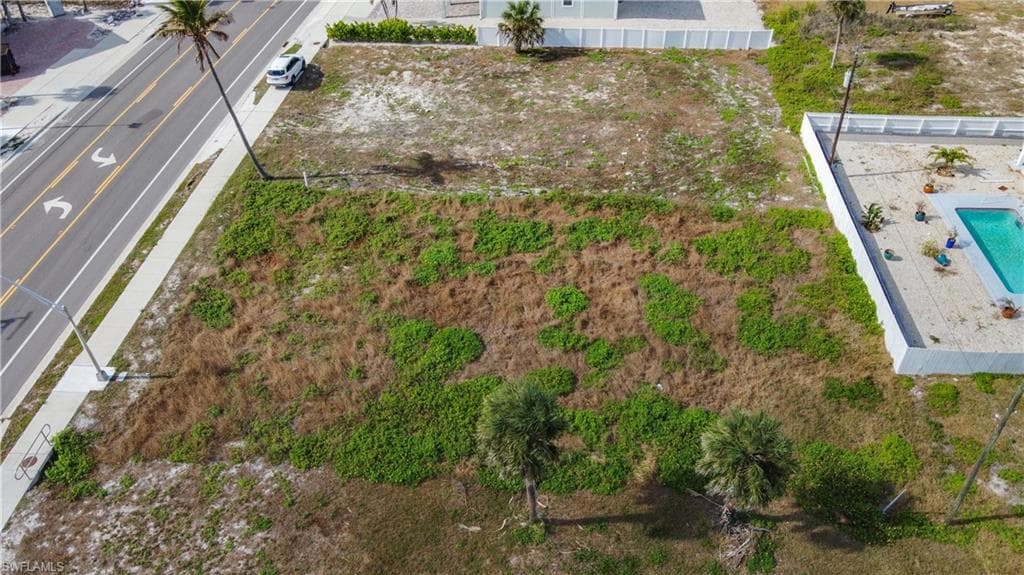 8033 Estero BLVD-9