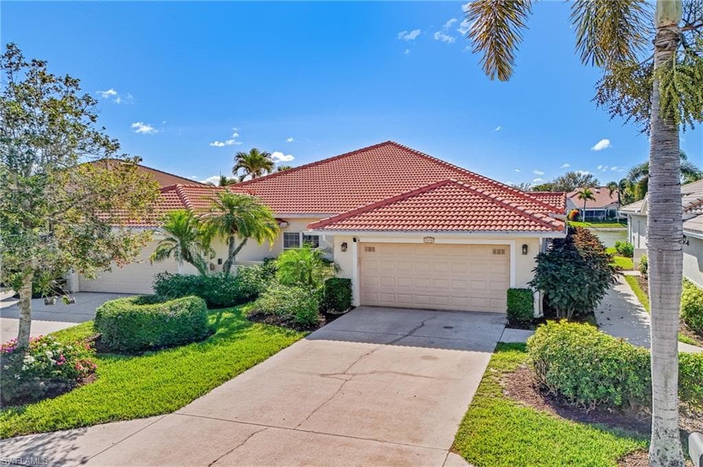 7018 Lone Oak BLVD, NAPLES FL 34109-24