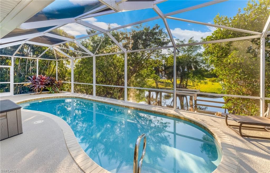 27090 Flamingo DR, BONITA SPRINGS FL 34135-16