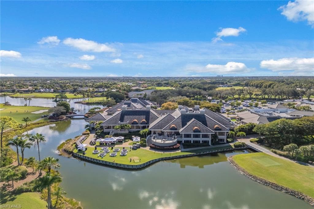 2243 Residence CIR, NAPLES FL 34105-26