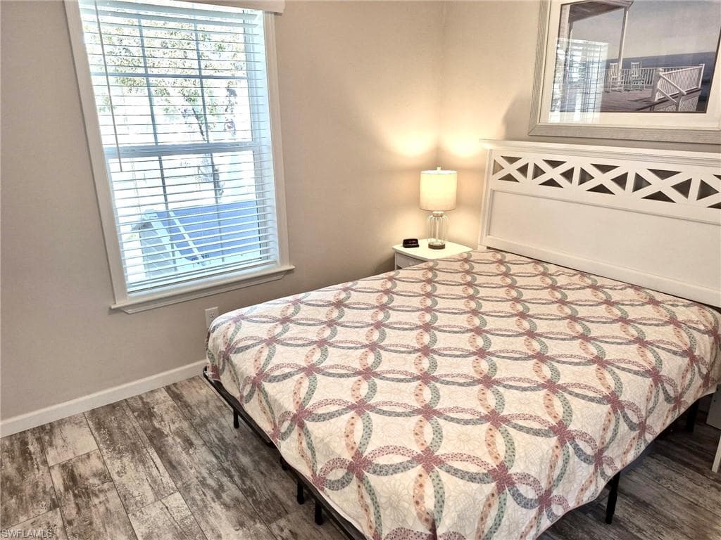 173 Redwood LN # 8, NAPLES FL 34114-10