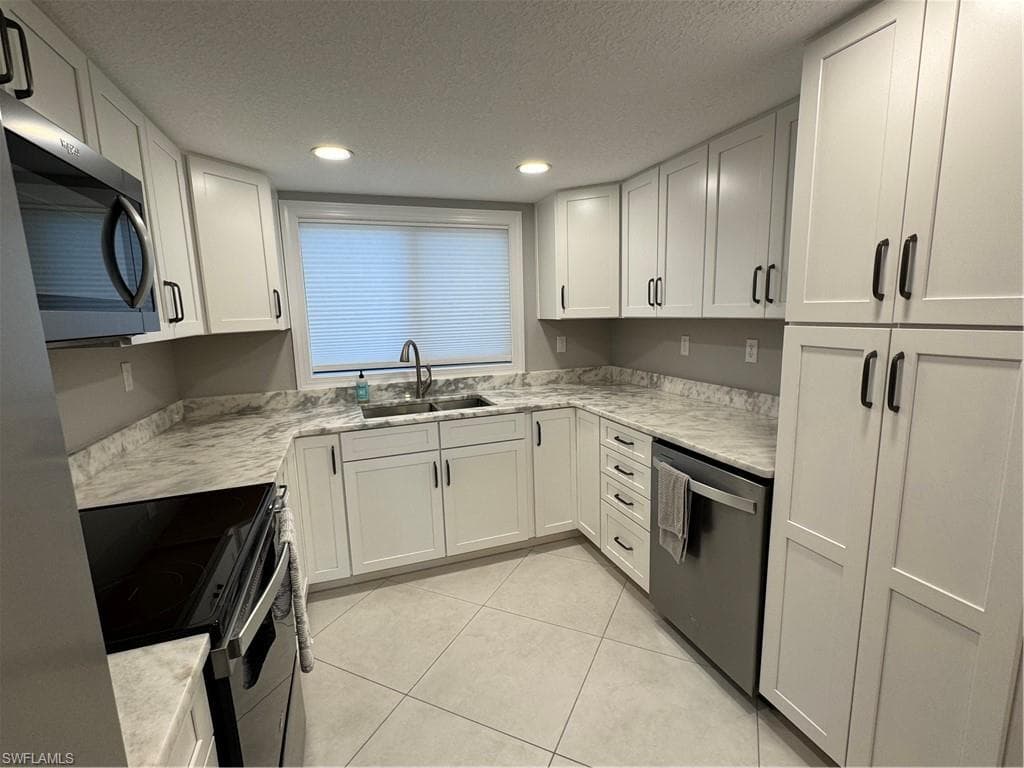 3722 SE 12th AVE # 1A, CAPE CORAL FL 33904-1