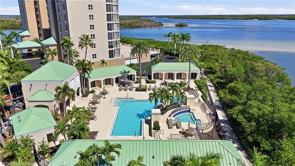 4142 Bay Beach LN 904-45