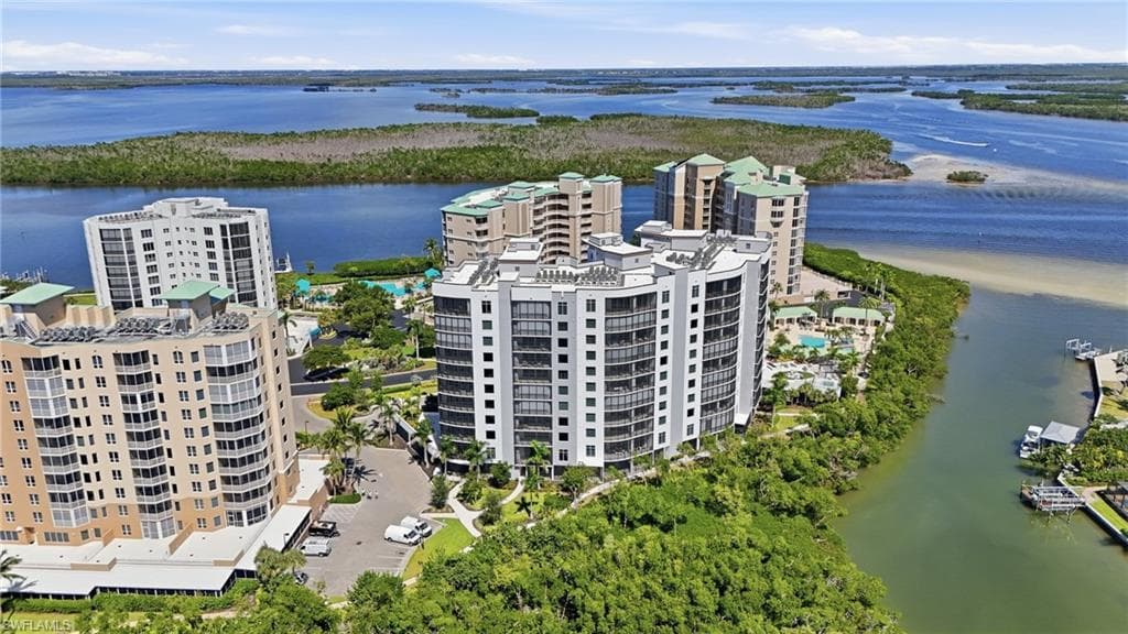 4142 Bay Beach LN 904-46