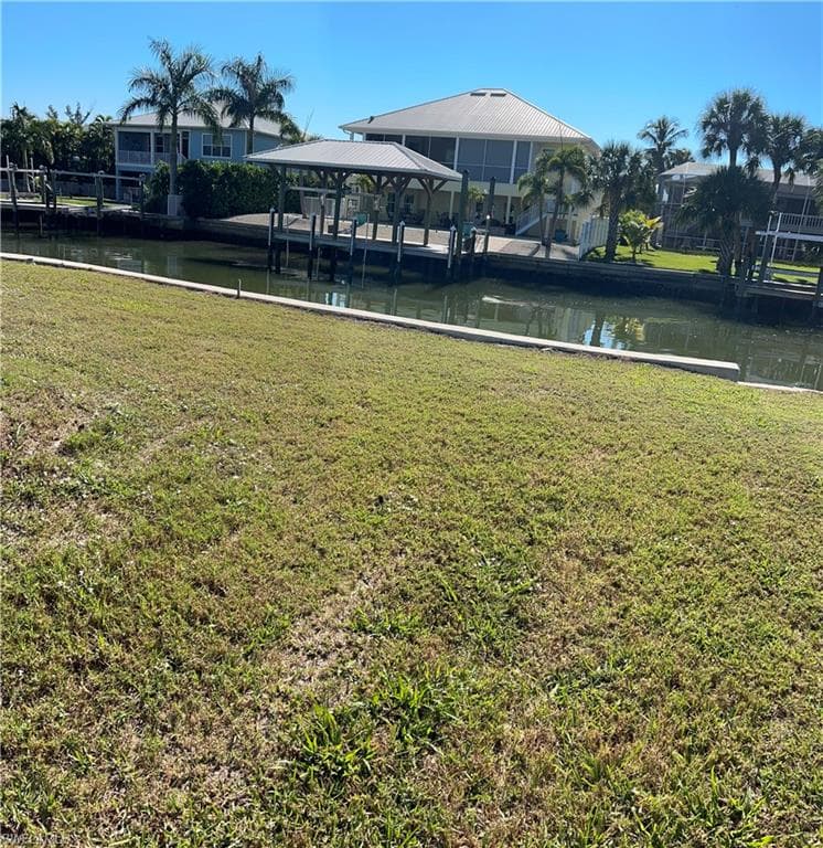 14 Pepita ST, FORT MYERS BEACH FL 33931-7