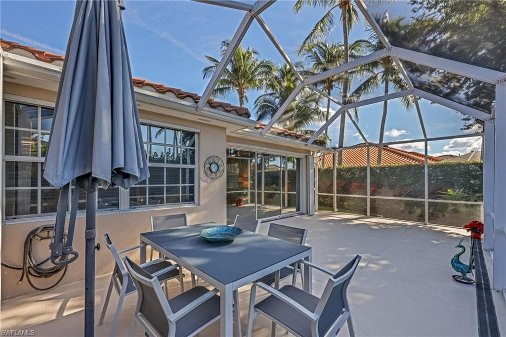 5781 Drummond WAY, NAPLES FL 34119-27