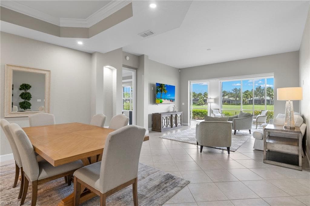 9520 Cypress Hammock CIR # 102, ESTERO FL 34135-10