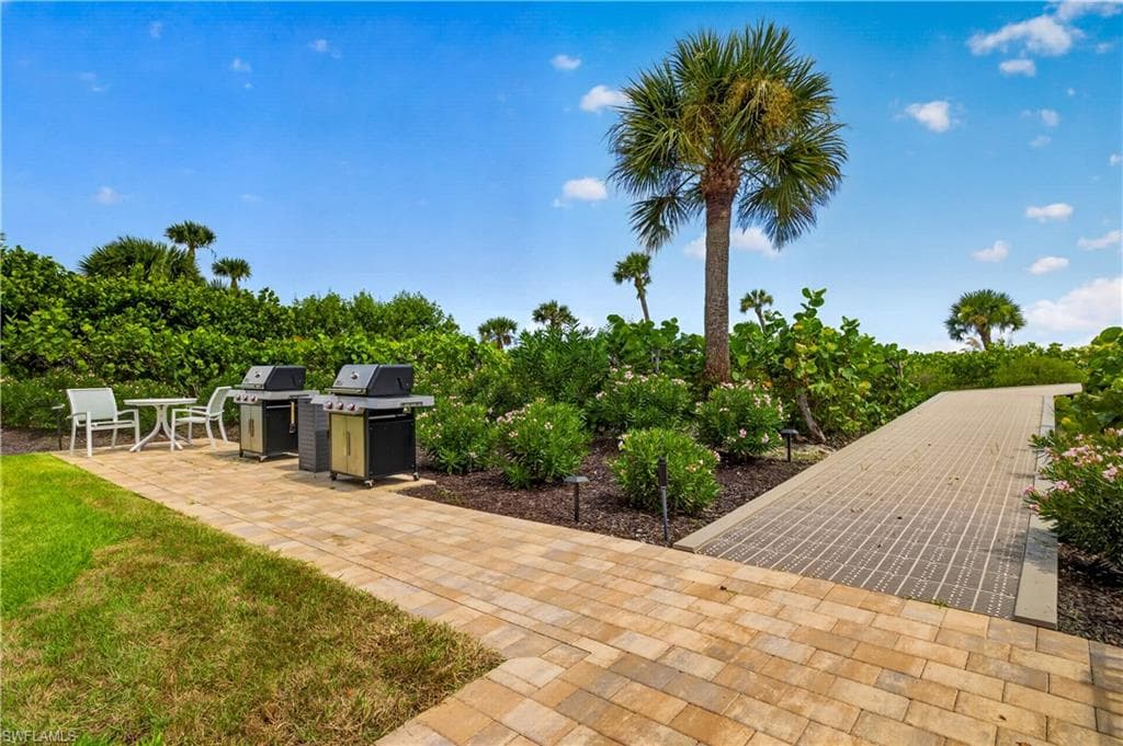 2311 W Gulf DR # 13, SANIBEL FL 33957-31