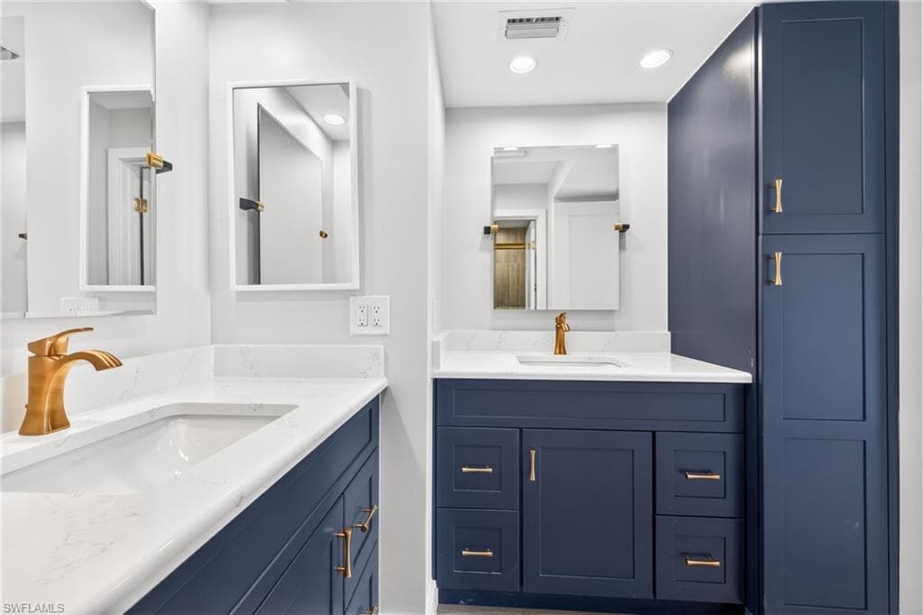 2311 W Gulf DR # 13, SANIBEL FL 33957-19