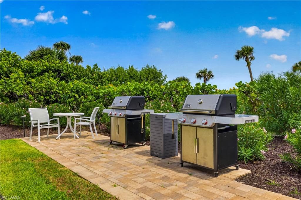 2311 W Gulf DR # 13, SANIBEL FL 33957-32