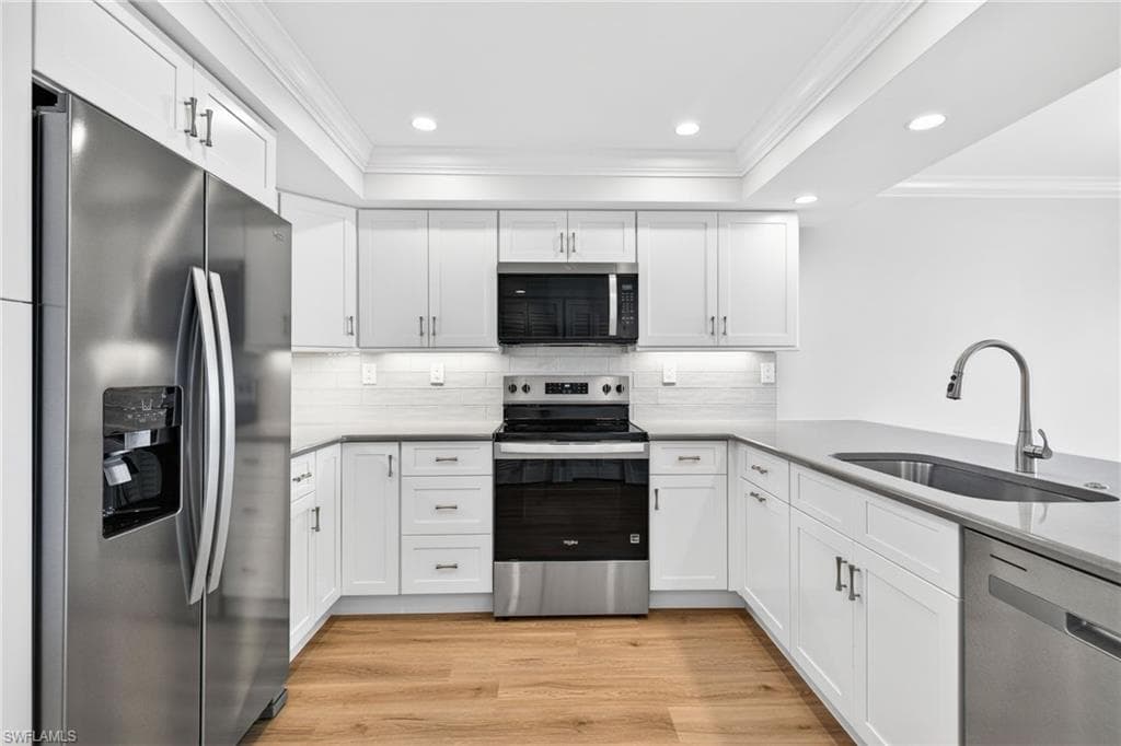 2311 W Gulf DR # 13, SANIBEL FL 33957-10