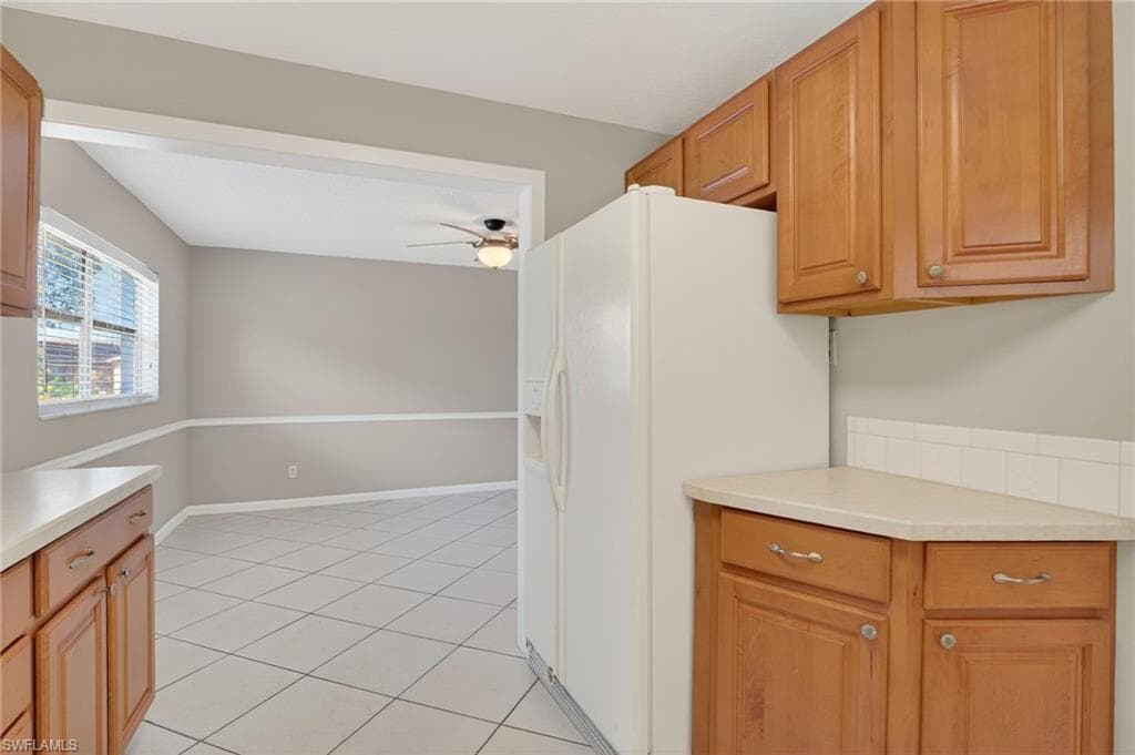 1336 Lake Shore DR, NAPLES FL 34103-12