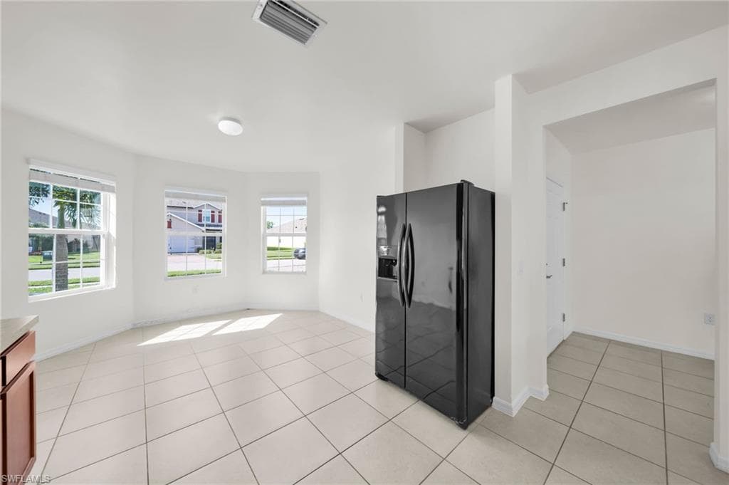 3477 Acapulco CIR, CAPE CORAL FL 33909-25