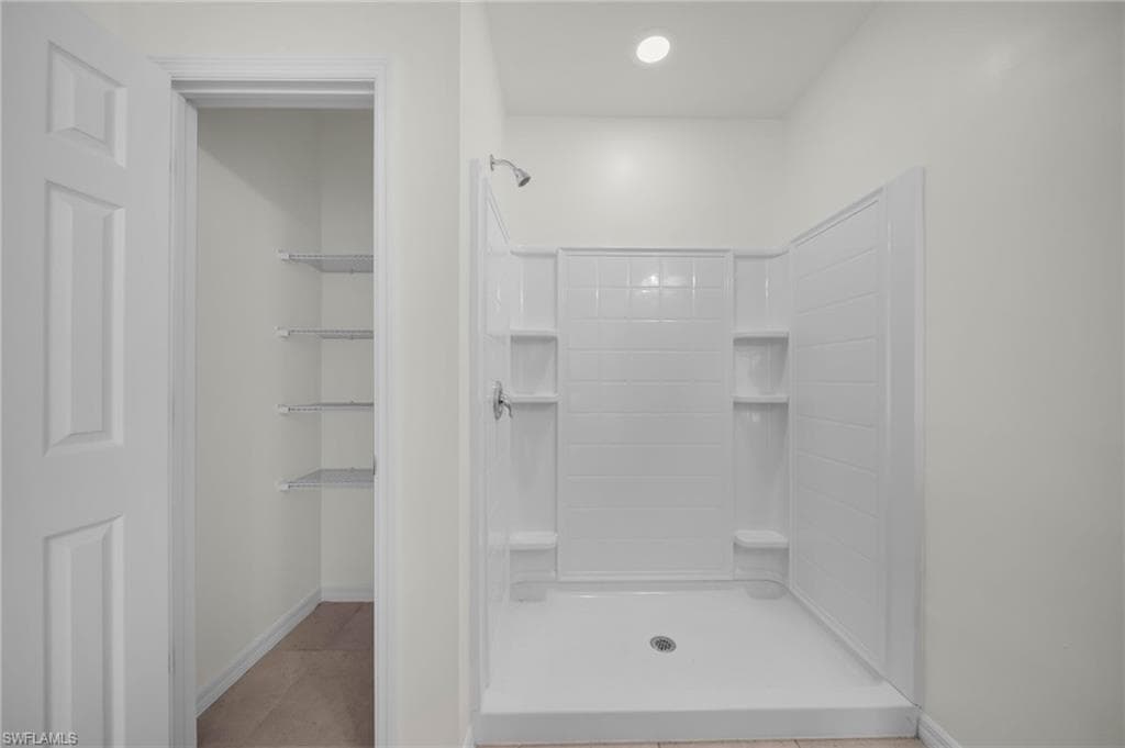 3477 Acapulco CIR, CAPE CORAL FL 33909-10