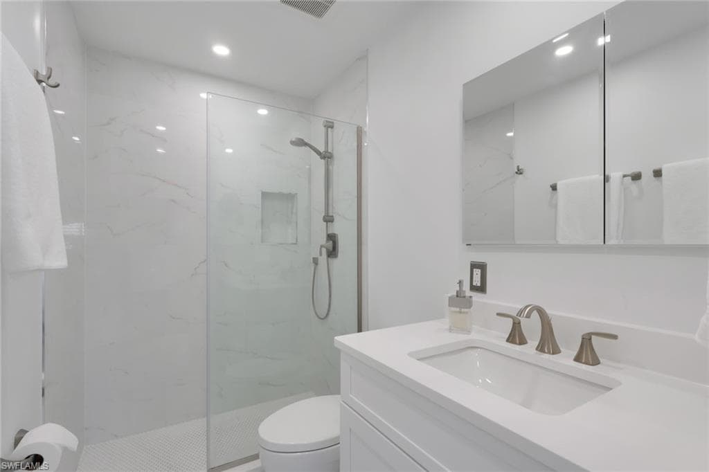 2100 Gulf Shore BLVD N 113-21