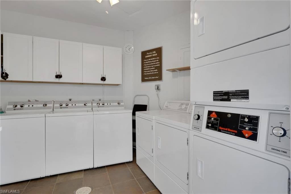 2100 Gulf Shore BLVD N 113-29