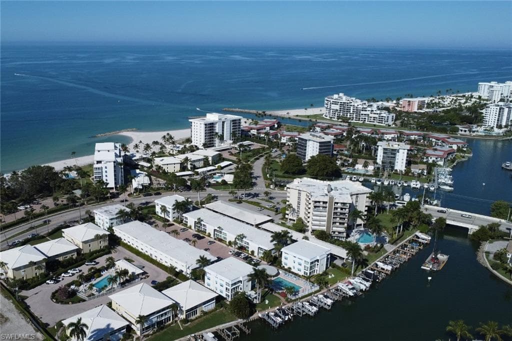 2100 Gulf Shore BLVD N 113-44