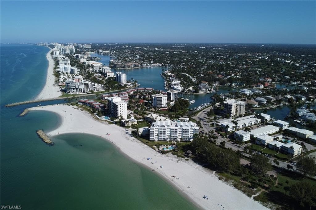 2100 Gulf Shore BLVD N 113-49