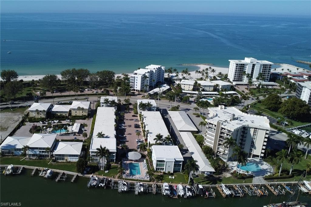 2100 Gulf Shore BLVD N 113-47