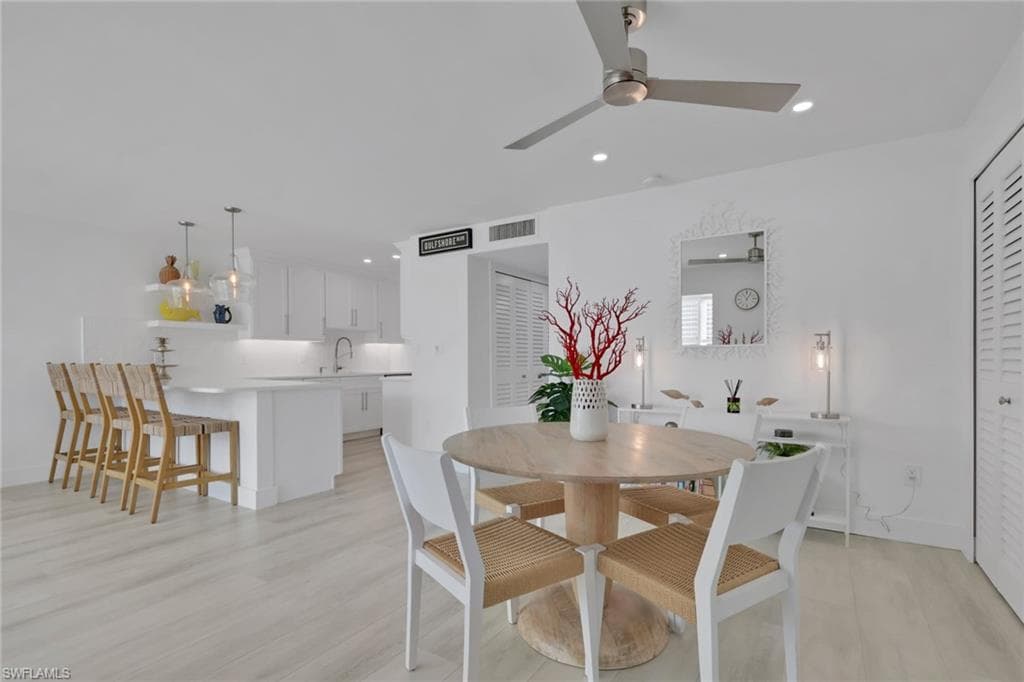 2100 Gulf Shore BLVD N 113-10