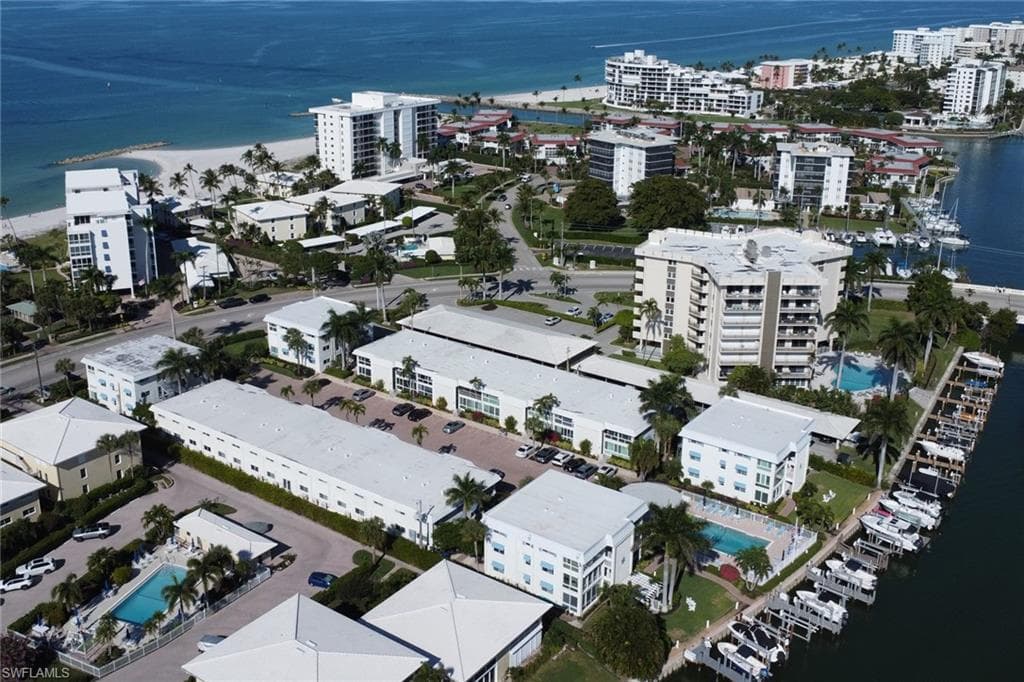 2100 Gulf Shore BLVD N 113-43