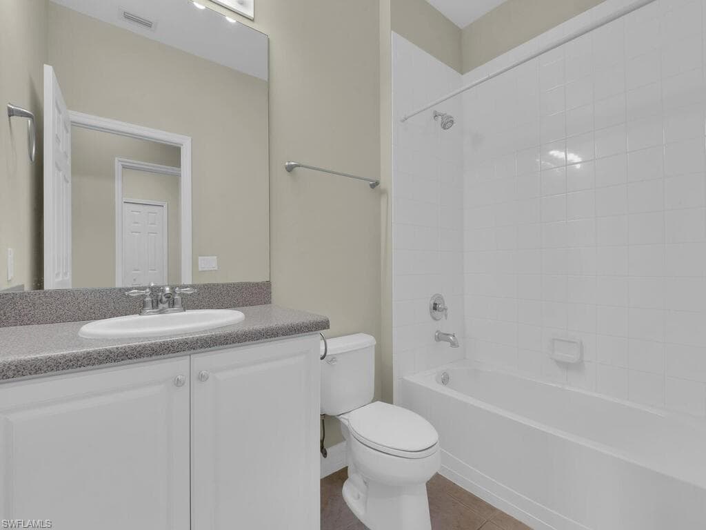 14562 Dolce Vista RD # 202, FORT MYERS FL 33908-28