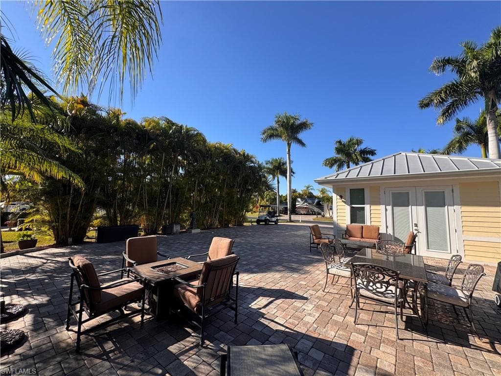 Lot 193 3002 Cupola LN N-23
