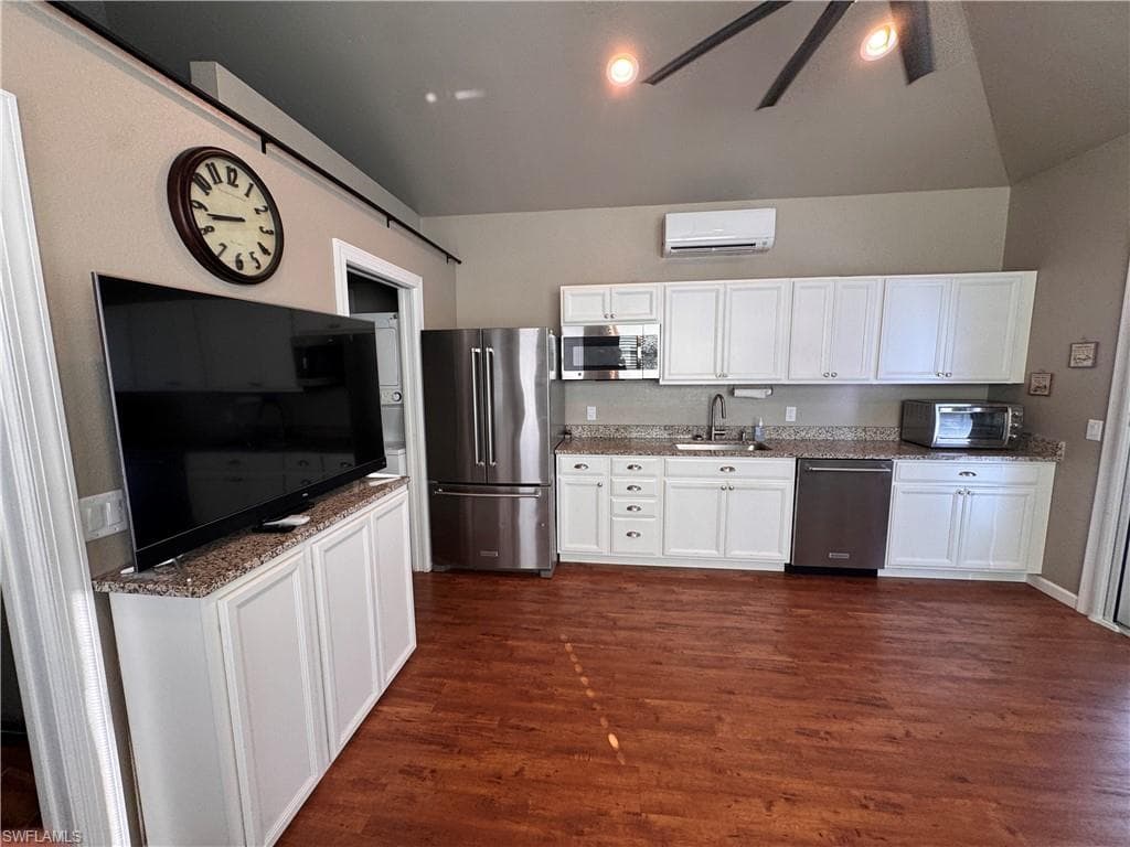 Lot 193 3002 Cupola LN N-3