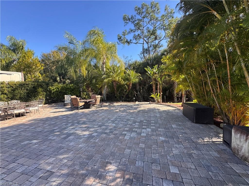 Lot 193 3002 Cupola LN N-28