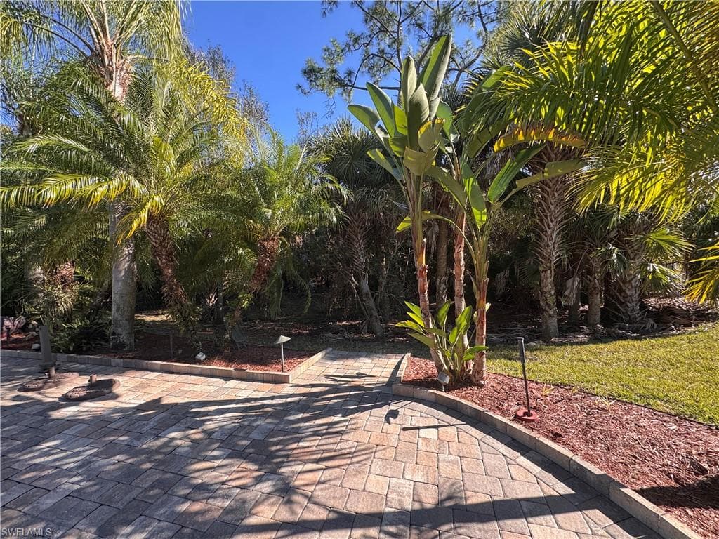 Lot 193 3002 Cupola LN N-30
