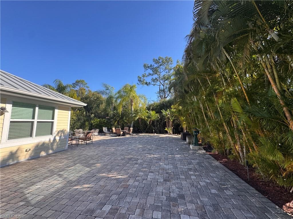 Lot 193 3002 Cupola LN N-18