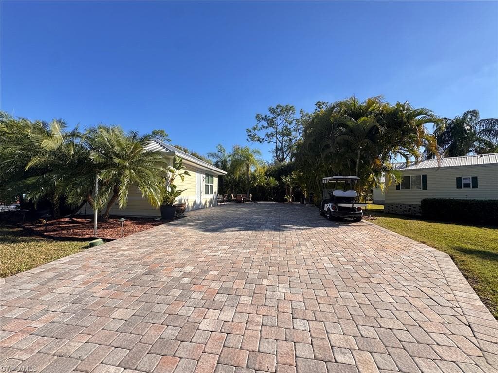 Lot 193 3002 Cupola LN N-31