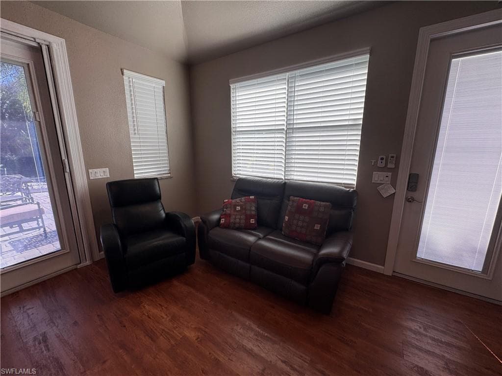 Lot 193 3002 Cupola LN N-4