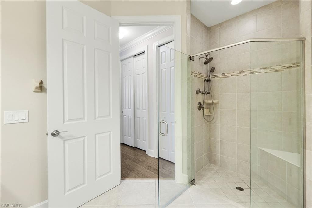 12045 Covent Garden CT # 2101, NAPLES FL 34120-19