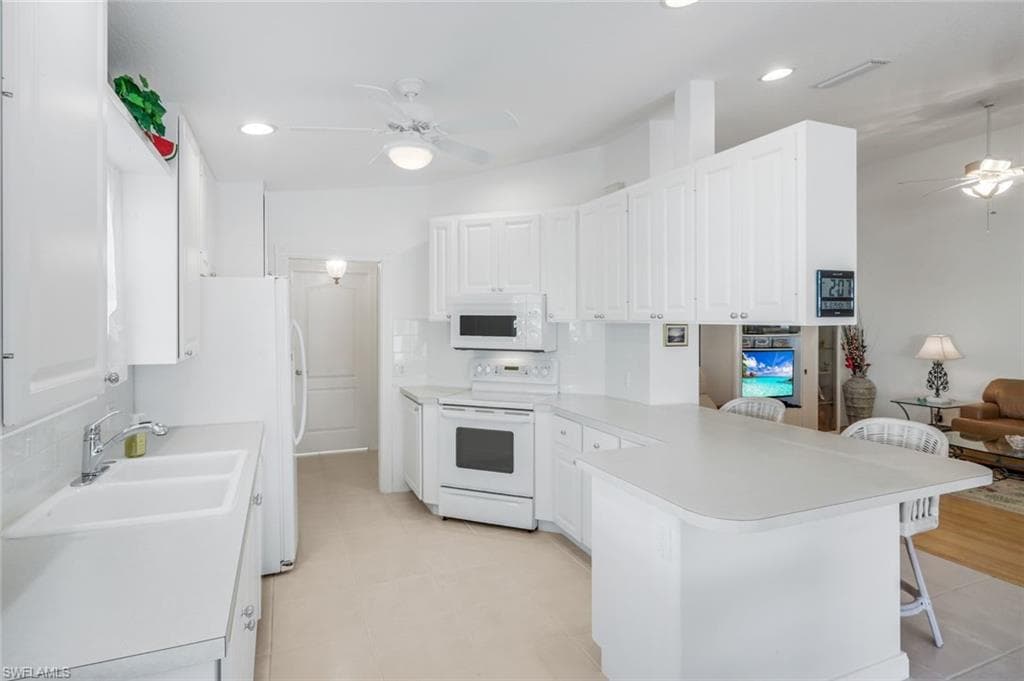 3609 Exuma WAY, NAPLES FL 34119-16