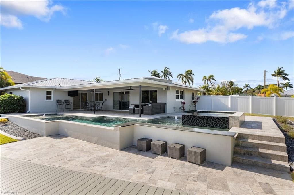 432 Seaworthy RD, NORTH FORT MYERS FL 33903-12