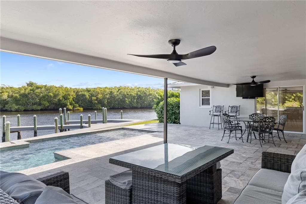 432 Seaworthy RD, NORTH FORT MYERS FL 33903-6