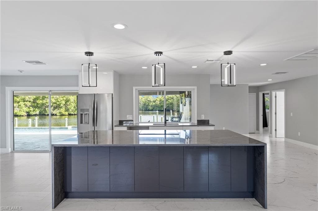 432 Seaworthy RD, NORTH FORT MYERS FL 33903-17