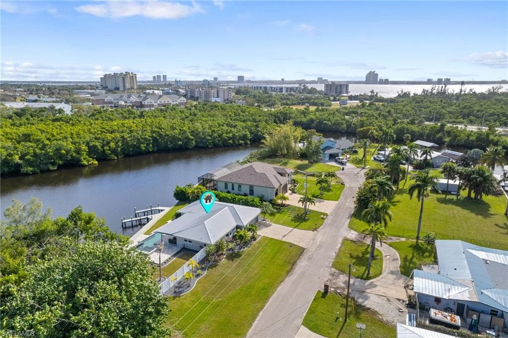 432 Seaworthy RD, NORTH FORT MYERS FL 33903-10