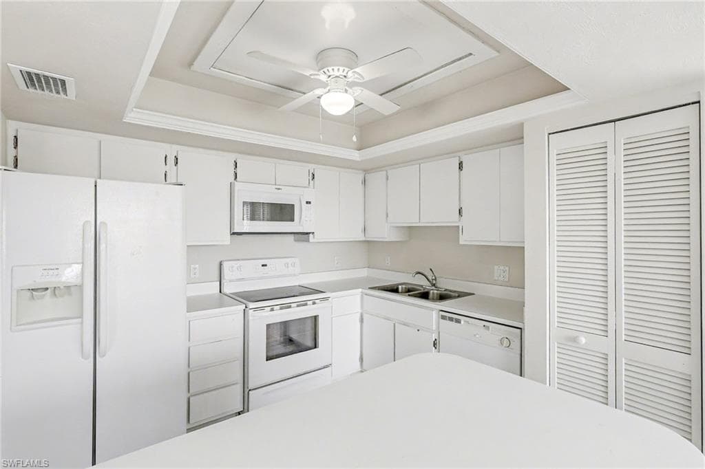 4528 SE 5th PL 8-1
