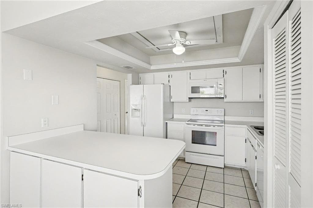4528 SE 5th PL 8-2