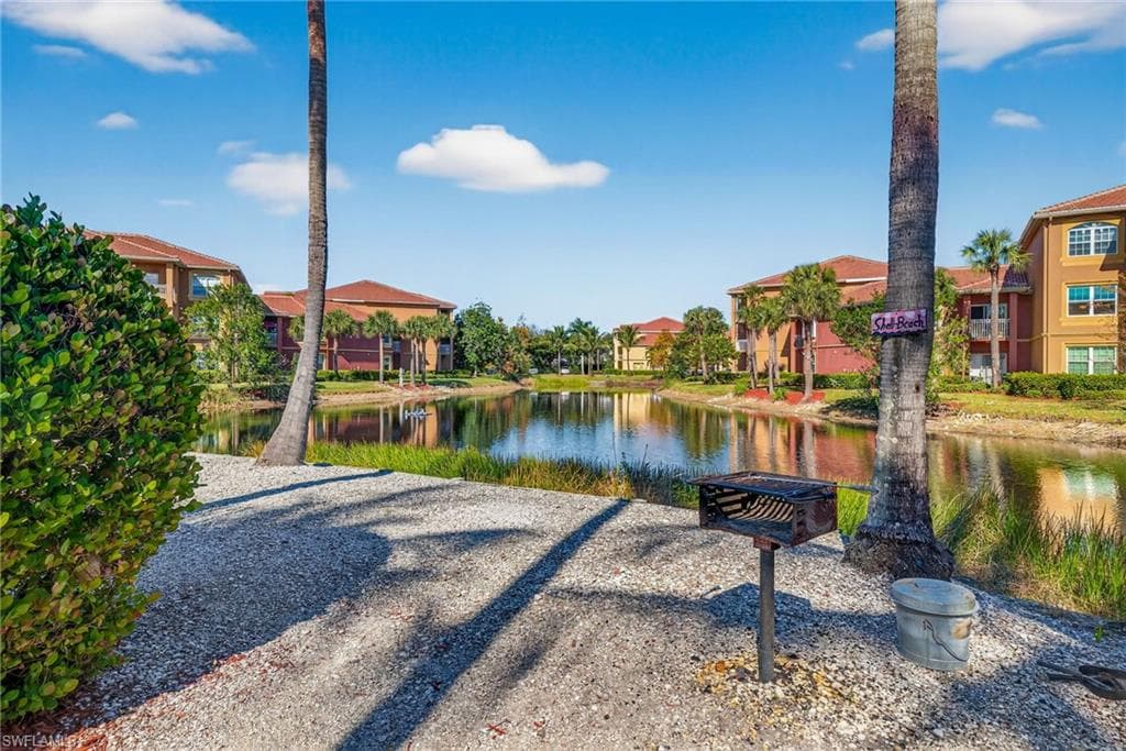 15585 Ocean Walk CIR # 215, FORT MYERS FL 33908-21