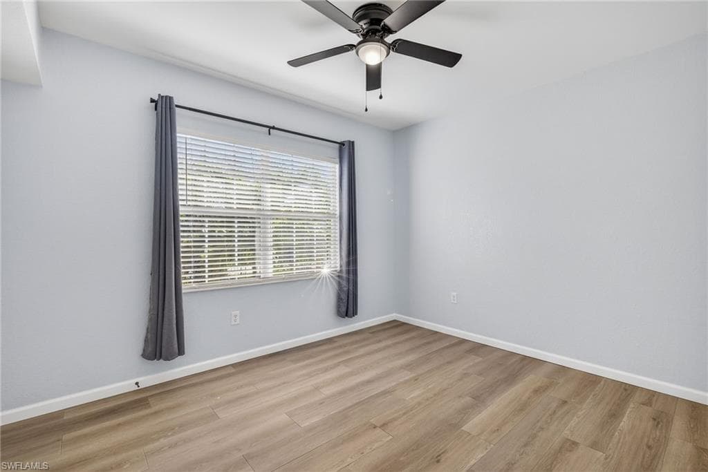 15585 Ocean Walk CIR # 215, FORT MYERS FL 33908-8