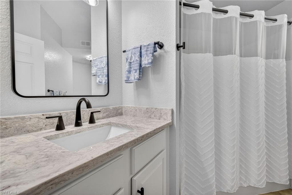 15585 Ocean Walk CIR # 215, FORT MYERS FL 33908-12