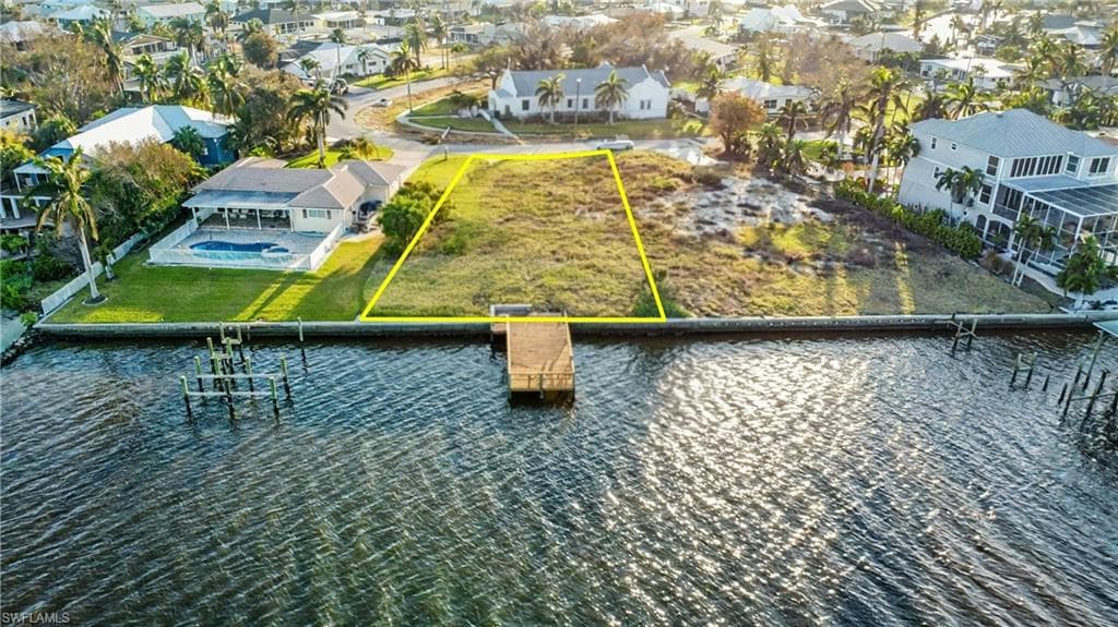 5630 Williams DR, FORT MYERS BEACH FL 33931-2