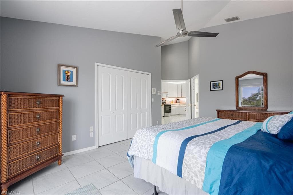 12142 Siesta DR, FORT MYERS BEACH FL 33931-11