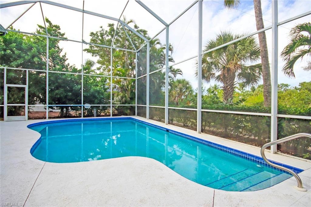 1319 Par View DR, SANIBEL FL 33957-26