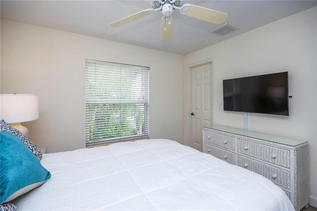 1319 Par View DR, SANIBEL FL 33957-21