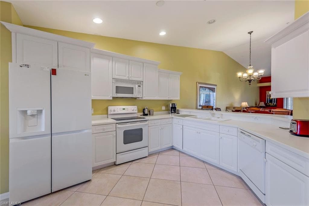 2790 Cypress Trace CIR # 2228, NAPLES FL 34119-17
