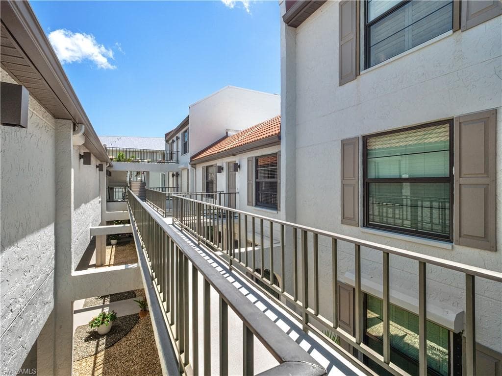 4218 SE 20th PL # D5, CAPE CORAL FL 33904-45